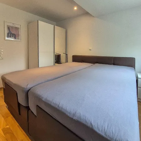 Aantjes-huus Apartment *